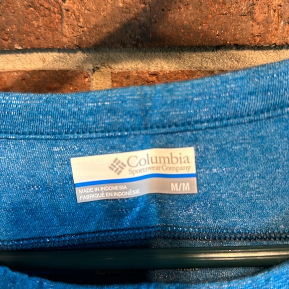 Like New Columbia Top - Picture 3 of 4